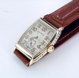# LONGINES7040
